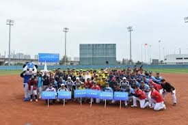 十三水里的“三道顺”：解析这种看似普通却极难被整体击败的策略。（十三水“三道顺”详解：看似平凡却难以整体破解的打法）